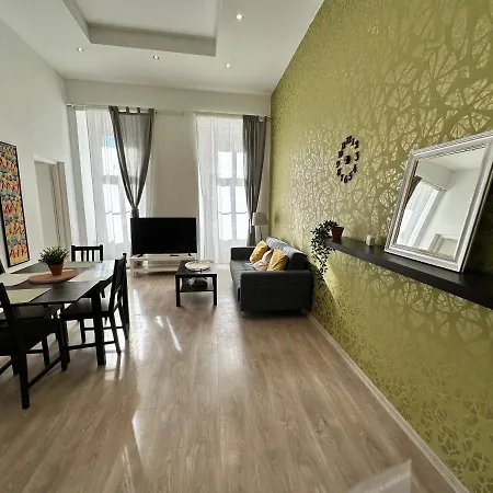Apartmán The Great Cosiness In Rakoczi Square Budapešť